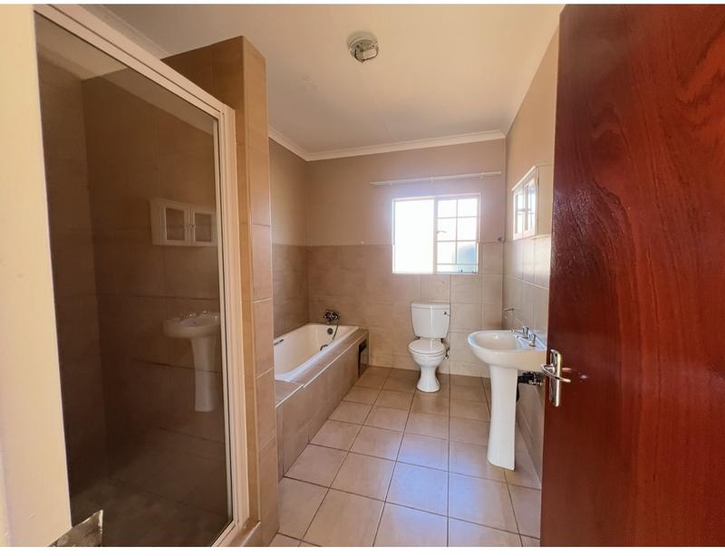 To Let 3 Bedroom Property for Rent in Kathu Northern Cape